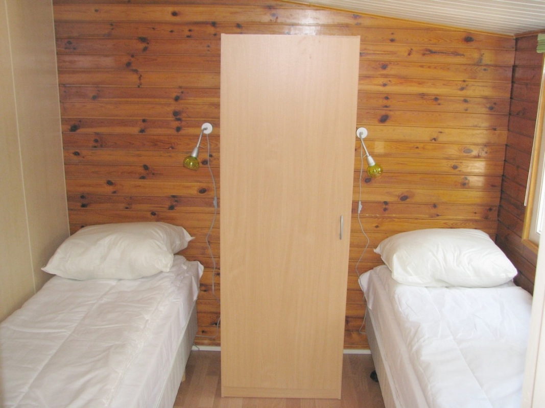 Kies voor huurcaravan regenboog op camping klein ...