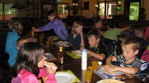 kinderen pannenkoeken