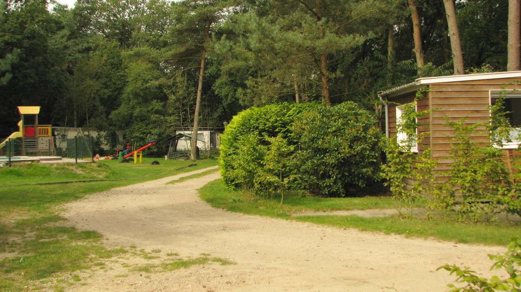 Huurcaravans aan het speelveld