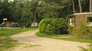 Huurcaravans aan het speelveld
