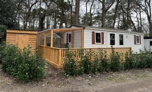 huurcaravan camping klein Zwitserland-Drenthe in het bos