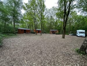 Kampeerplaatsen-trekkershut-camping klein Zwitserland-Drenthe