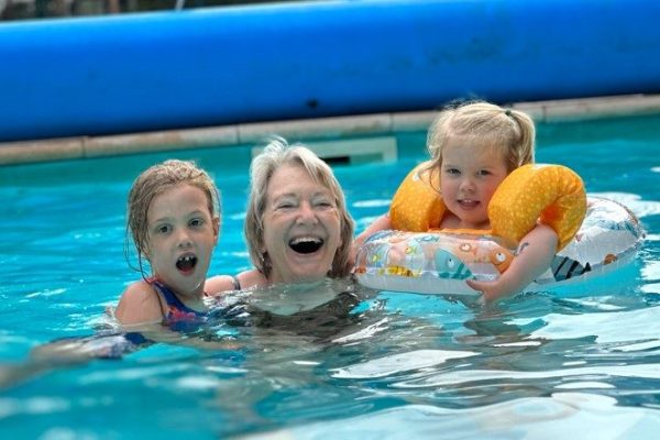 Zwembaden camping Klein Zwitserland-Drenthe